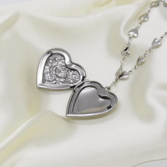 Silver Locket with Heart Chain - Picture 2 of 7